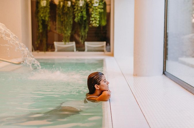 2 hours Double Pass Spa Circuit in Hotel Don Gregory - Double pass for two: what to expect and what to watch