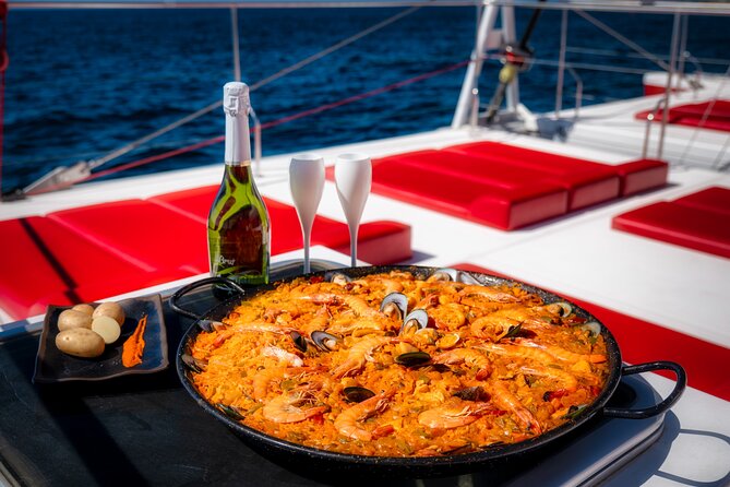 4-Hour Trip on Luxurious Catamaran from Puerto Rico - Swim Stop Setup: Snorkeling Gear, Fishing Material, and Deck Time