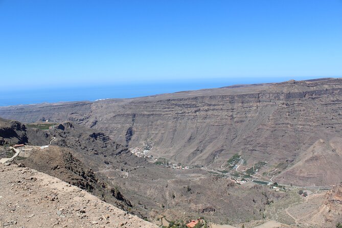Adventure Driving Jeep Tour in Gran Canaria - Stop 2: Roque Nublo, the rock in the clouds