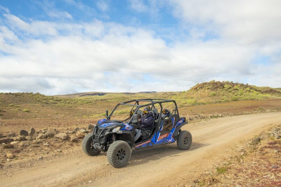 Anfi beach: Guided Buggy Tour. - The ride itself: from regular roads to the dusty track above Arguineguín