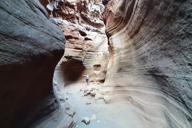 Barranco de las Vacas, caves & village by Sky Rebels local guides - Who this tour fits best