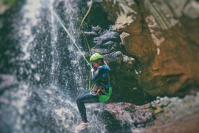 Canyoning Experience in Gran Canaria (Cernícalos canyon) - Entering the day: Decathlon Telde and the 9:30 rhythm