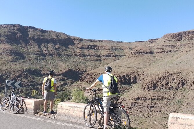 E-Bike Rental 80 km Battery life: Gran Canaria Mountains or Coast - Playa de las Meloneras: your best wind-tested break