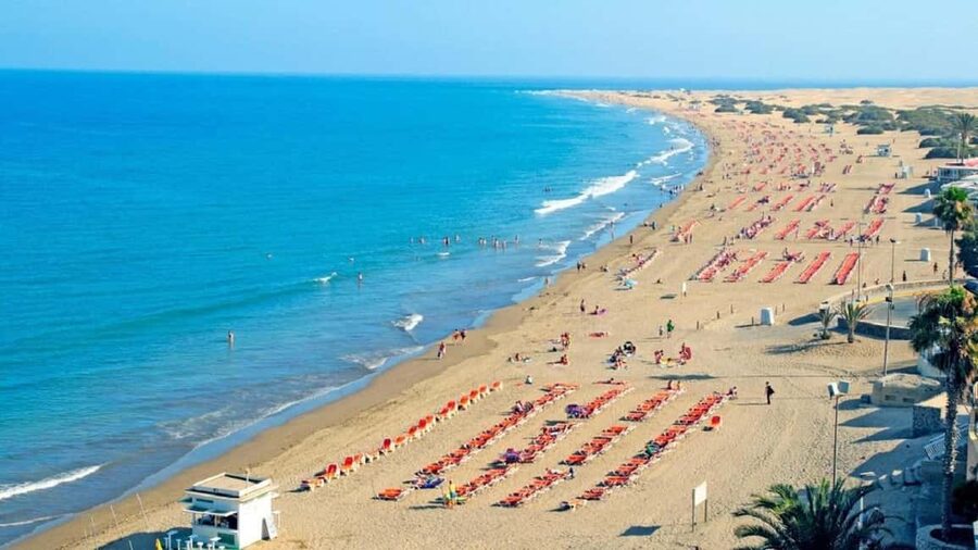 e-Scooter Kickstart CitySightseeing Maspalomas View Points - Faro de Maspalomas: a lighthouse stop with cultural weight