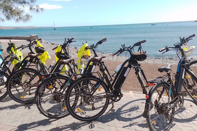 e-Scooter or e-Bike Maspalomas Tour+Visit Western Town Sioux City - Sioux City Park: the Wild West portion that takes the full two hours