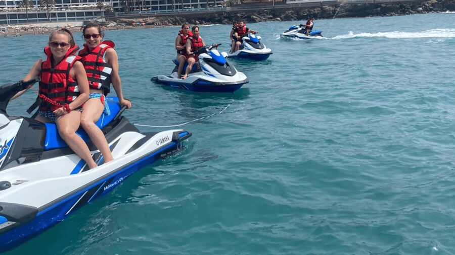From Playa del Inglés: Guided Jet Ski Tour & Hotel Transfers - The coast ride you came for: speed, cliffs, and choosing your pace