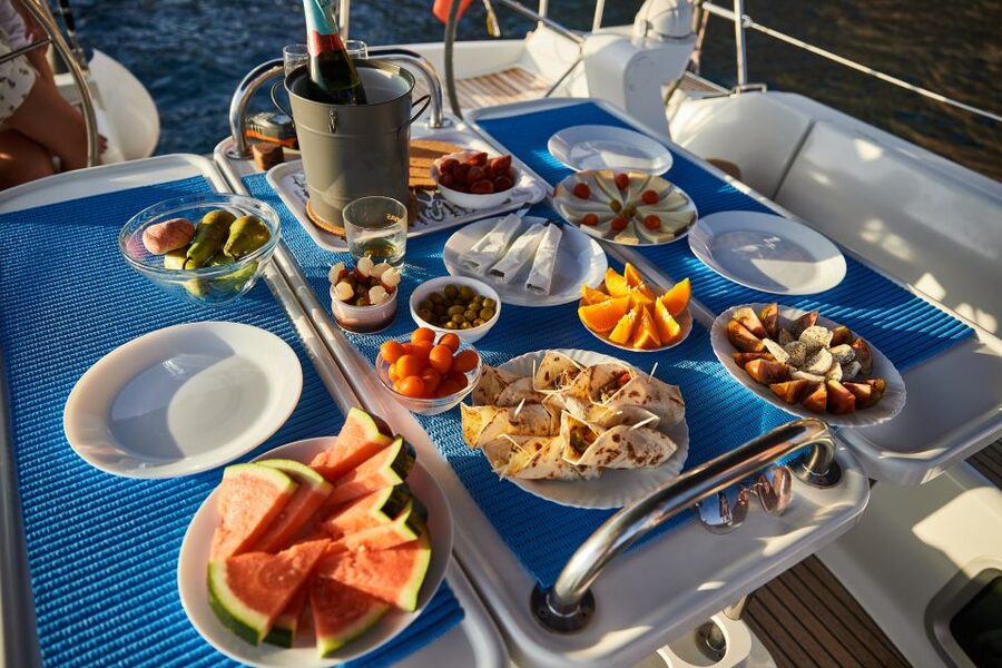 From Puerto de Mogán: Sailboat Trip with Food and Drinks - Who Should Choose This Trip, and Who Should Skip It