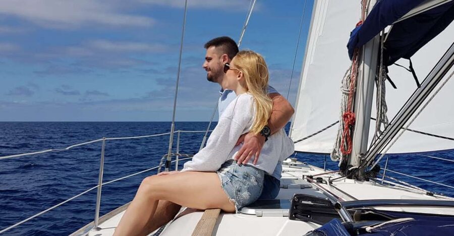 From Puerto de Mogán: Sailboat Trip with Food and Drinks - From Puerto de Mogán at 9:30: The Small-Boat Start