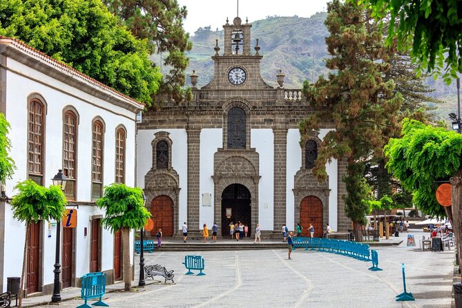 Full-Day Gran Canaria Tour with Teror, Tejeda and Lunch in Fataga - Aloe vera in Fataga: what you learn in 30 minutes
