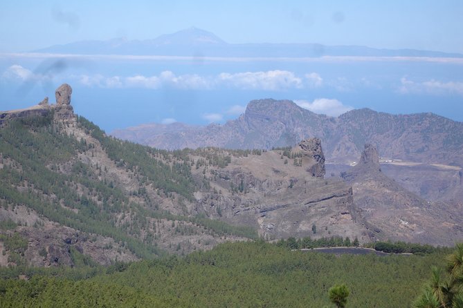 Full Day to Bandama Volcano, Center and High Peaks of Gran Canaria & Roque Nublo - Roque Nublo seen from the mirador: big sight, no hiking