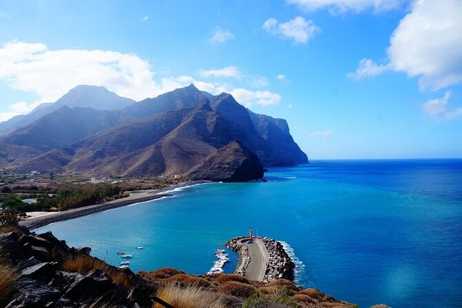 Full-day Tour: Gran Canaria in one day - Los Azulejos de Veneguera: A Fast Stop With Big Color Payoff