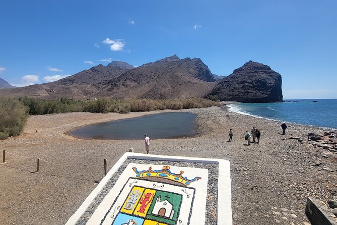 Full Private Tour of Gran Canaria with Natural Pools - Puerto de las Nieves: Fish Restaurants, Port Walks, and Dedo de Dios