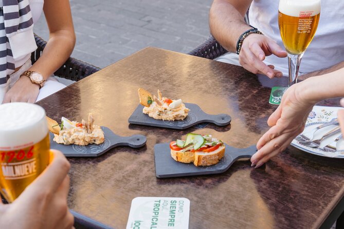 Gourmet Tapas and Wine Tour in the Old Town of Las Palmas - Stop 2: Calle Obispo Codina—where the old-town texture becomes obvious