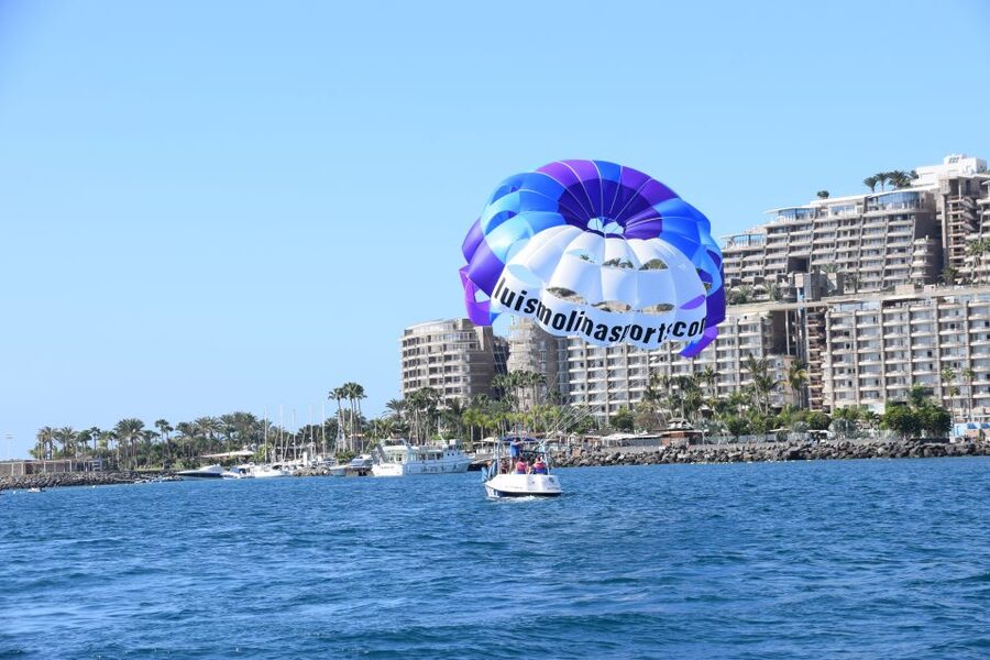 Gran Canaria: 1 to 3 Person Parasail over Anfi Beach - Entering the Anfi Beach Parasailing Zone