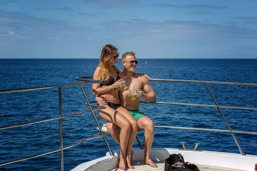 Gran Canaria: Afternoon Catamaran Cruise with Food & Drink - Entering the ride: where you’ll board and how pickup works