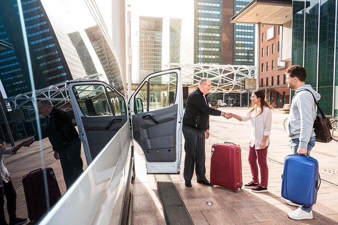 Gran Canaria Airport Departure (Playa del inglés Hotels to LPA) - Who this transfer fits best (and who might not need it)