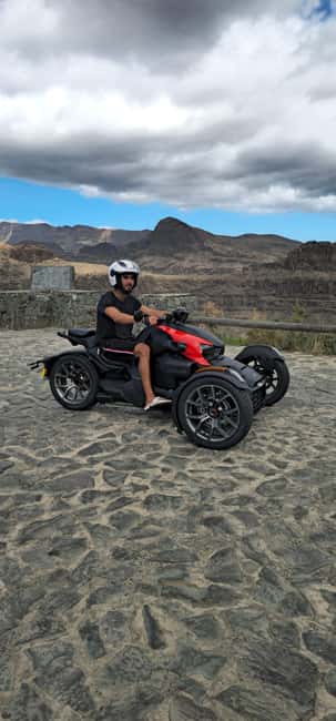 "Gran Canaria Can-Am Adventure: Monte León to Fataga" - Monte León: the first big views and how the guide sets the pace