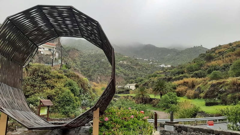 Gran Canaria: Highlights & hidden gems with Sky Rebels - The van ride experience: small-group pacing without feeling trapped
