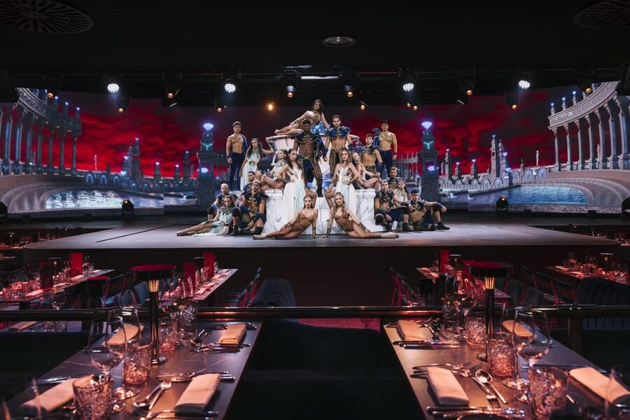 Gran Canaria: Origen Dinner Show at Sala Scala - Audience Participation: Small, Not a Whole Production