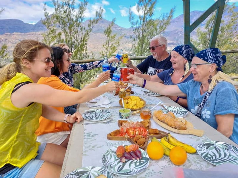 Gran Canaria: Red Gorge, Cave, Oasis Adventure Tour & Picnic - The Temisas Hiking Segment: Where the Views Feel Earned