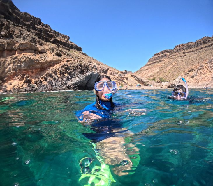 Gran Canaria: Snorkel tour with boat on the west coast - The RIB boat ride: cliffs, caves, and clear water views