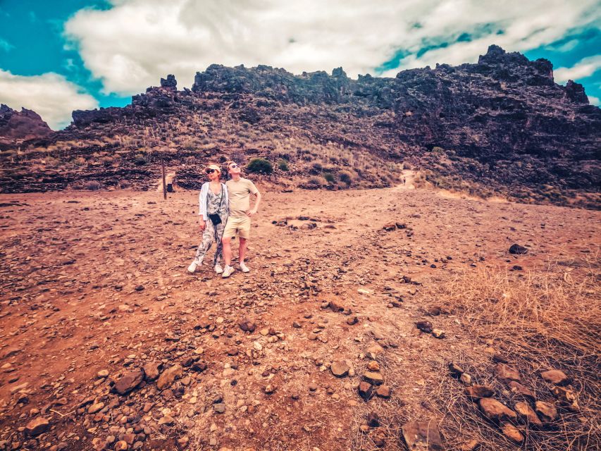 Gran Canaria: The Red Canyon Tour with Local Food Tasting - Santa Lucía de Tirajana Food Tasting and Lunch: Where the Tour Gets Personal