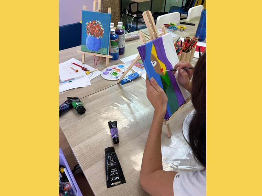 Las Palmas: Art and Brunch Painting Experience - What you paint: taking home your acrylic masterpiece