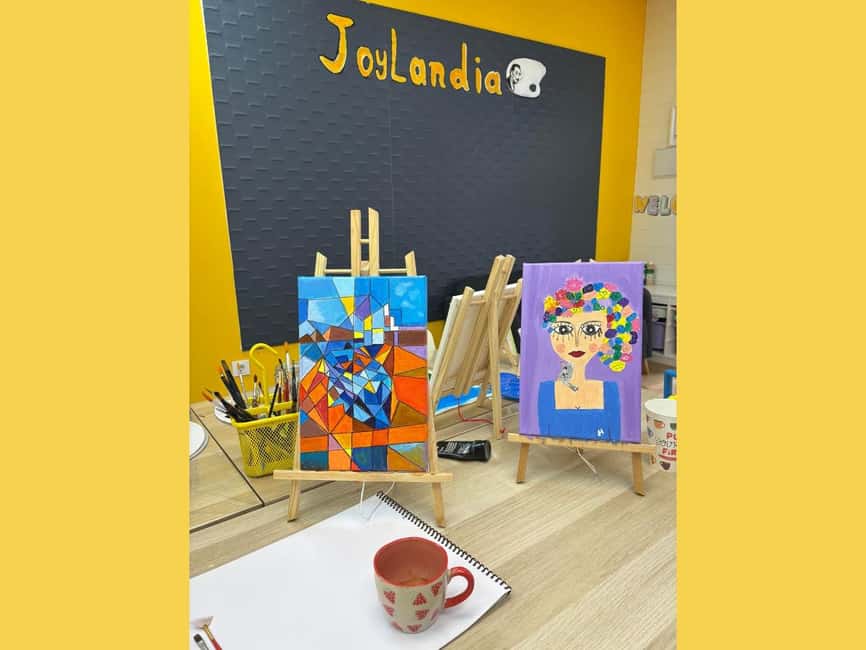Las Palmas: Art and Wine Experience - Acrylic Painting 101: How You Turn Blank Canvas Into a Real Souvenir