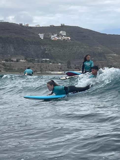 Las Palmas de Gran Canaria: Group surf lessons on La Laja beach - Price and value: how $47 stacks up for a 2.5-hour coaching session