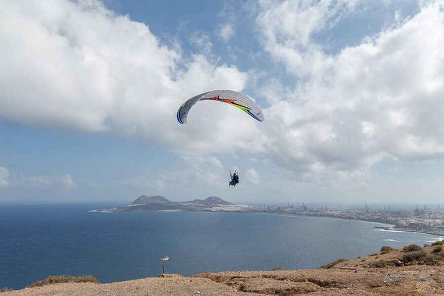 Las Palmas: Paragliding Tandem Flight with Instructor - Tandem Paragliding Over Las Palmas: What You’re Really Paying For