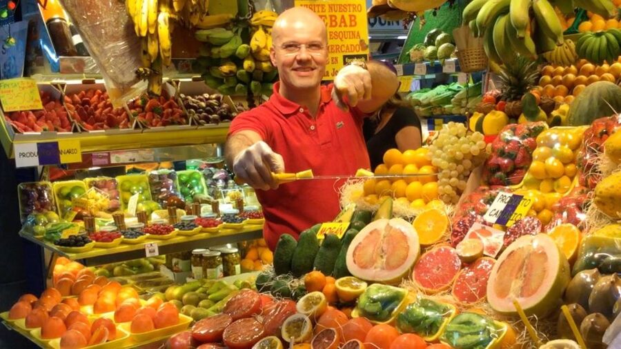 Las Palmas: Private Old City Guided Walking Tour with Tapas - Practical tips to make your tour day smoother