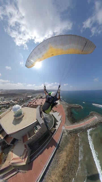 Las Palmas: tandem paragliding flights for everyone - What to bring and what to avoid before you launch