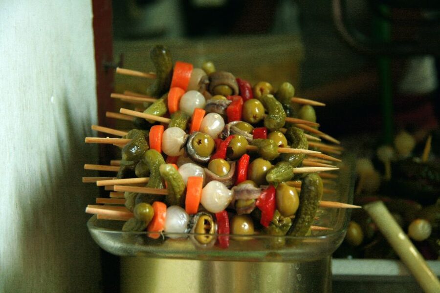 Las Palmas: Tapas and Drinks in the Beauty of the Old City - Price and Value: Is $65 Worth It?