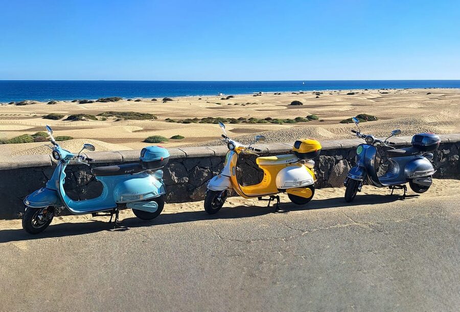Maspalomas and Las Palmas: electric vintage scooter for rent - What you’re actually renting (the Fauro Venice setup)