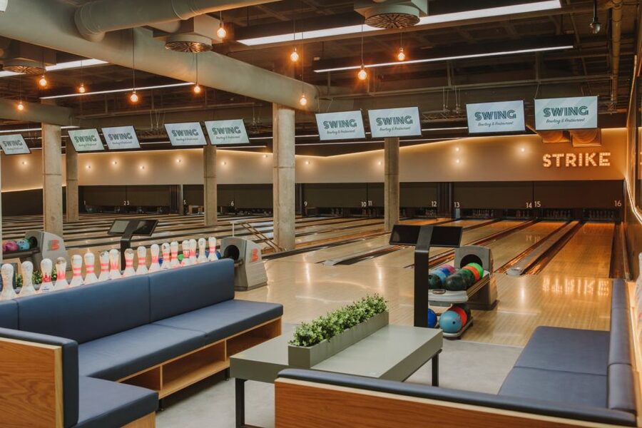 Maspalomas: Bowling Session Entry Ticket at Holiday World - The Lanes: Why “Professional Courts” Makes a Difference