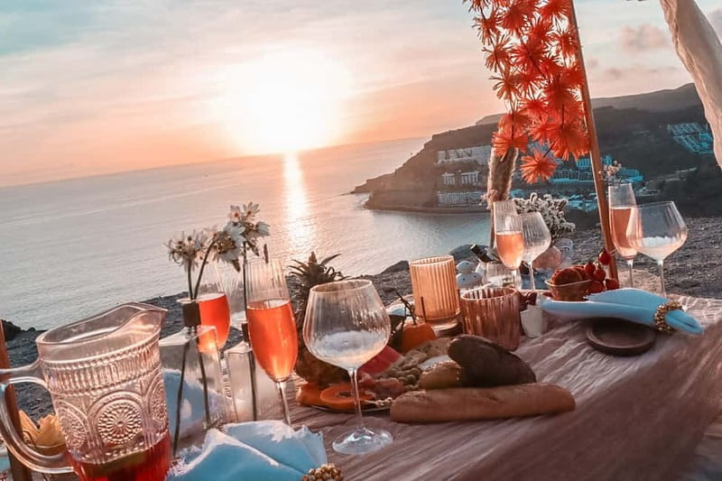 Maspalomas: Gran Canaria Picnic Experience - Canarian Wine and a Sunset Picnic in Maspalomas: What It Feels Like