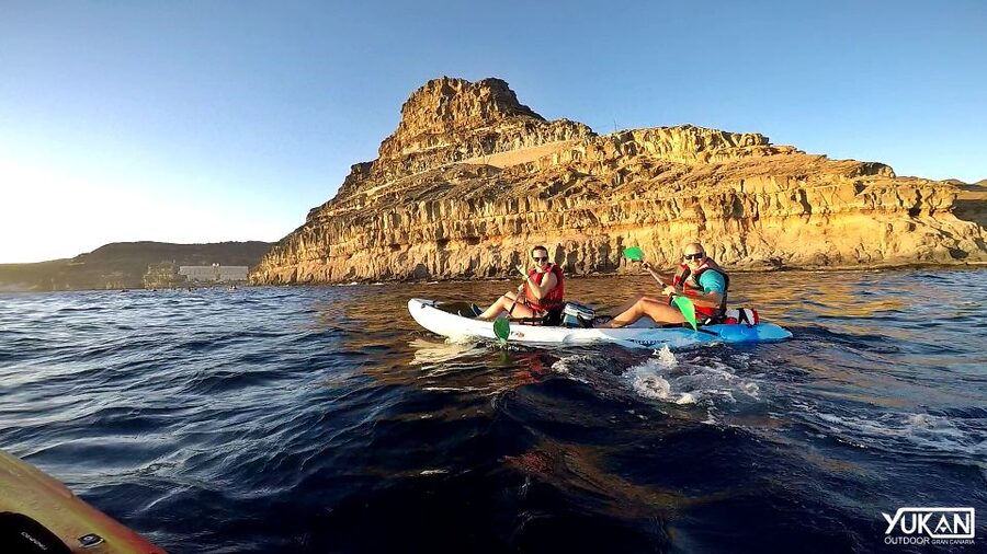 Mogán: Guided Kayak to Caves and Snorkeling Tour - Why Mogán Caves Look Different From a Kayak