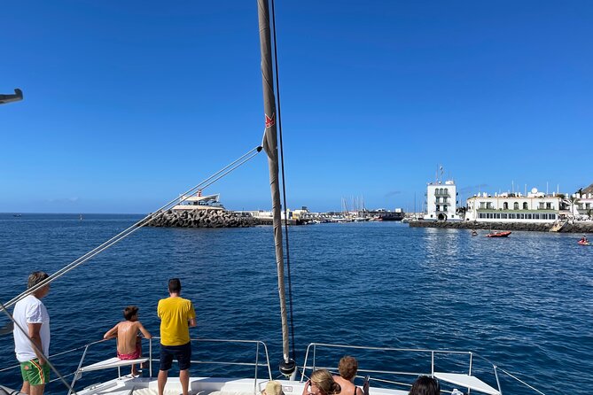 Morning cruise - The first stop: swimming, snorkeling, kayak, SUP, and fishing for fun