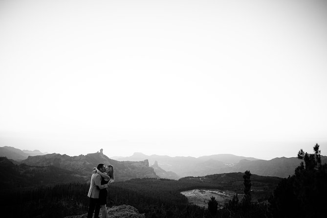 Photoshooting at Roque Nublo, Tejeda - Getting there: transport options and pickup help