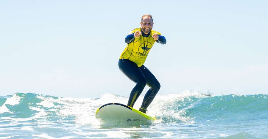 Playa del Inglés Maspalomas: High Quality Surf Classes - The 4-hour flow: theory, video tips, and your first attempts