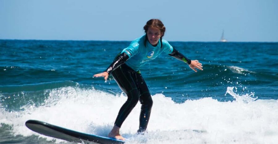Playa del Inglés surf lessons - Where to Meet at Canary Wave Surf School by Nixon (and What to Look For)