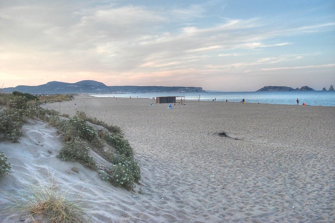Private Full Day Beaches Tour in Gran Canaria with Hotel/Cruise Port pick-up - Stop 5: Playa de Mogan (where people often plan lunch)