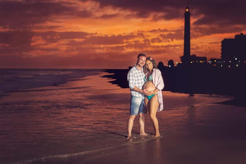 Private professional photo session in South Gran Canaria - The Strange “Dining in Complete Darkness” Line: What to Clarify