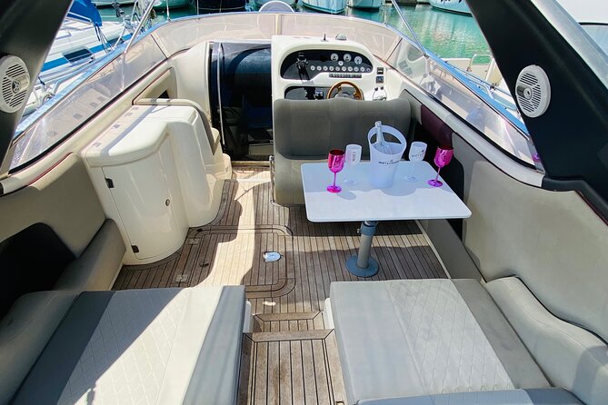 Private Yacht Tour with Drinks and Snorkeling in Gran Canaria - Perchel Cove Swim Time: Snorkel, Paddle Board, and Crew-Run Appetizers