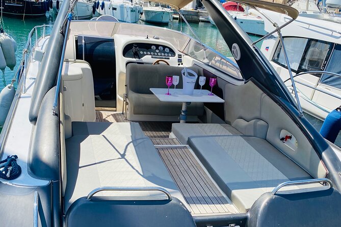 Private Yacht Tour with Drinks and Snorkeling in Gran Canaria - The Service Style: What Good Hosting Looks Like on a Boat