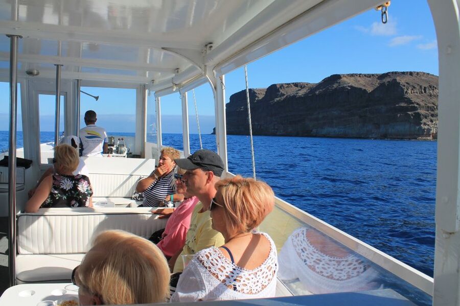 Puerto de Mogan: Boat and Snorkeling Trip - Who should book this trip, and who should skip it