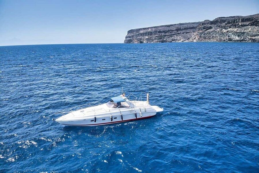 Puerto de Mogán: Private yacht for up to 9 people - Food and drinks onboard: where expectations should match reality