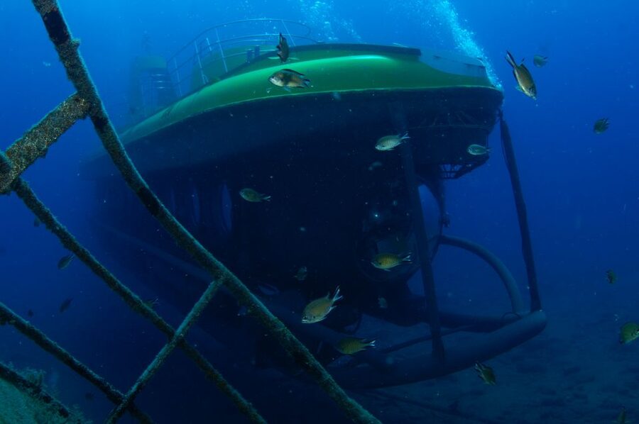 Puerto de Mogán: Submarine Tour - What the 40 minutes feels like inside the submarine