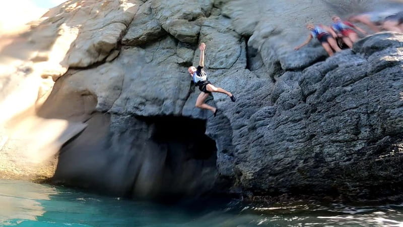 Puerto Mogán: Guided Adventure Kayak Tour in Caves & Snorkel - What to Bring: the list that actually prevents problems