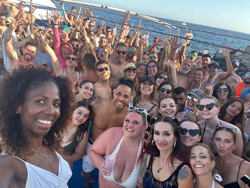Puerto Rico, Las Palmas: Boat Party - Drinks and Food: Basic vs Full Package Value Check